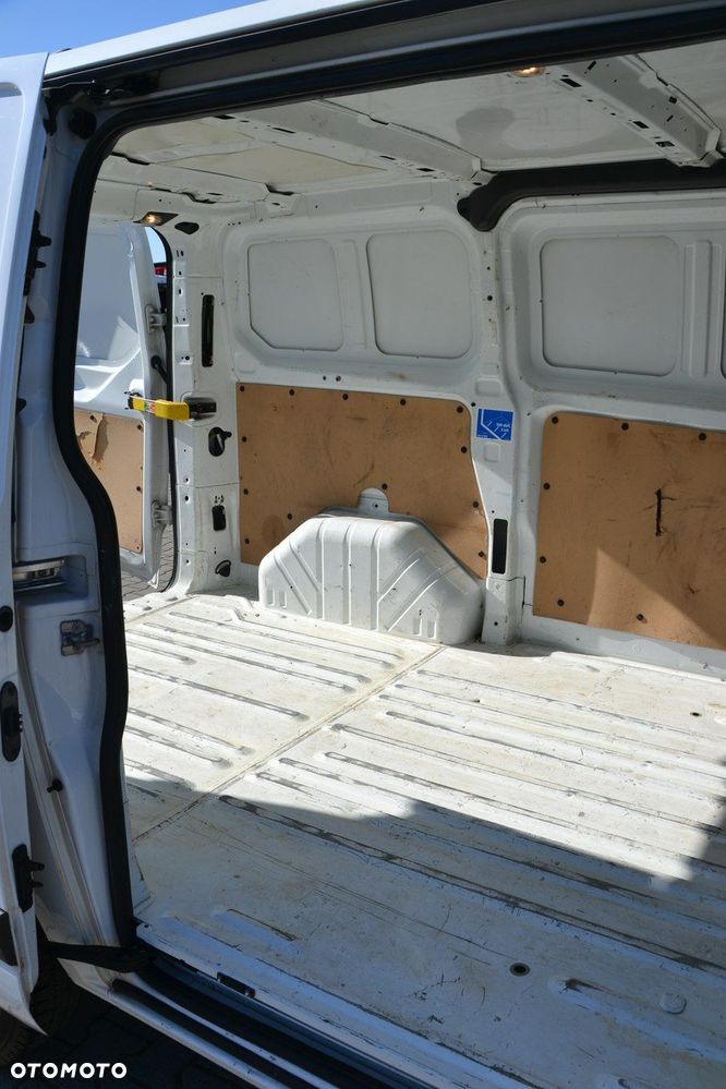 Ford Transit Custom - 21