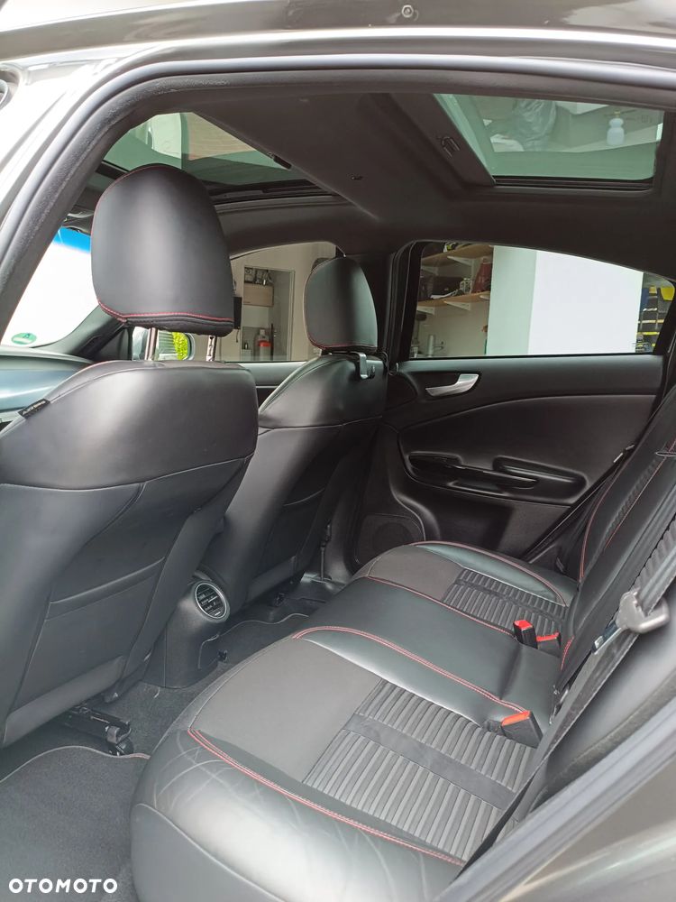 Alfa Romeo Giulietta 1.4 TB 16V Multiair TCT Sport - 16