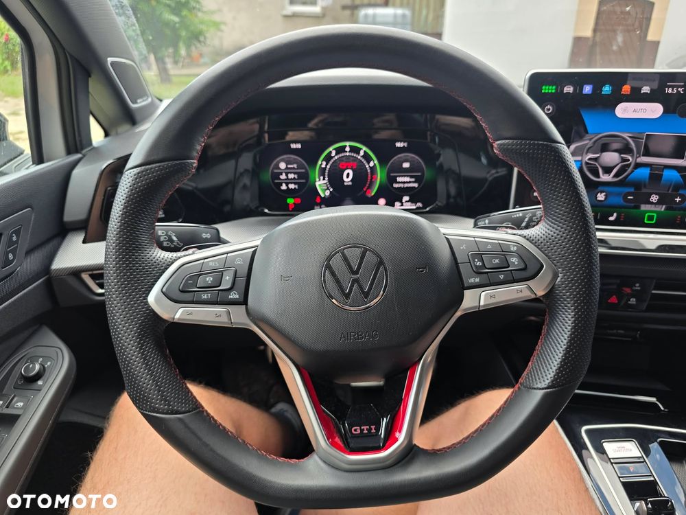 Volkswagen Golf - 13