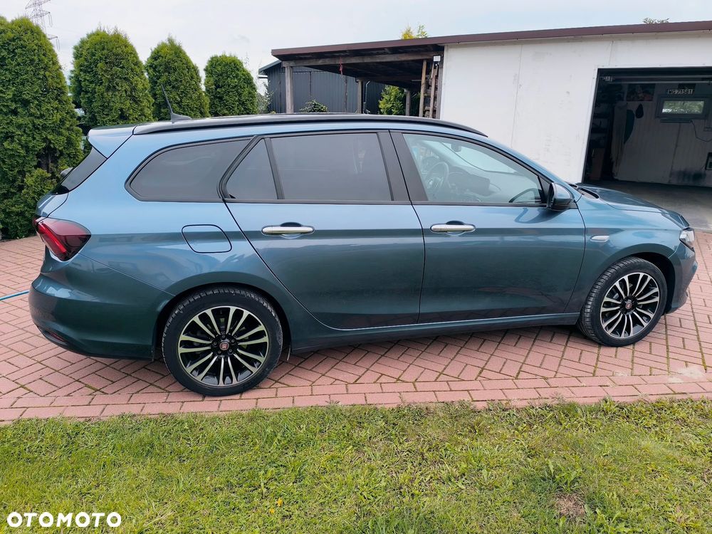 Fiat Tipo 1.5 Hybrid DCT - 6
