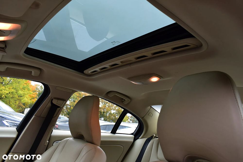 Volvo S60 2.5 T5 - 6