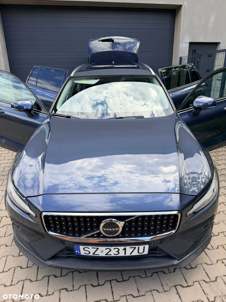 Volvo V60 Cross Country B5 B AWD Plus - 34