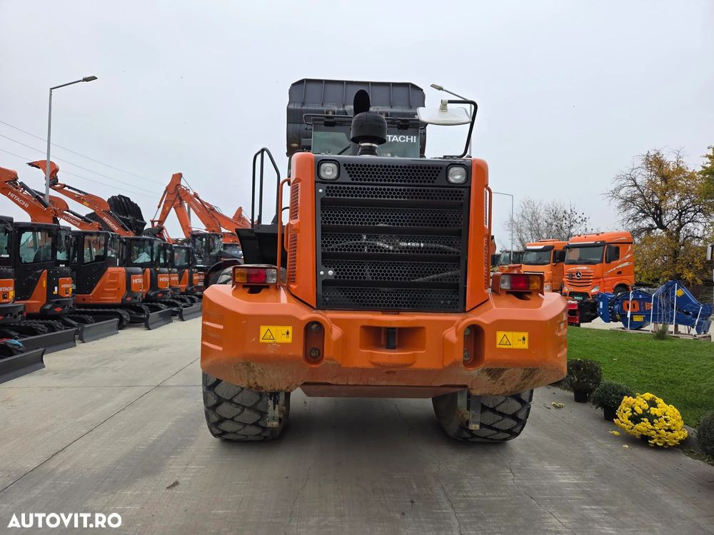 Hitachi EX DEMO, 2024, 454 ore, cupa 5mc, Masa operationala 28t, Anv BRIDGESTONE 95% ok, FARA AD BLUE, Inaltimea incarcare 4,4m, prousa in JAPONIA, posibilietate leasing 5 ani cu rata 16.500 lei lunar, PROMOTIE 177.900 EUR+Tva - 17