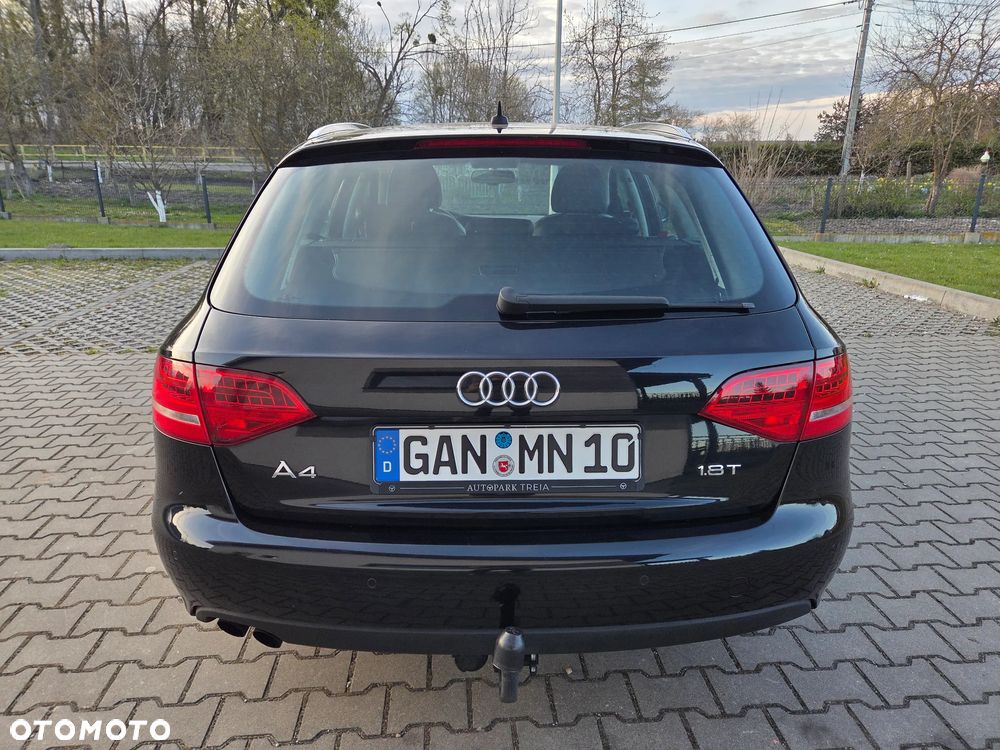 Audi A4 Avant 1.8 TFSI - 12