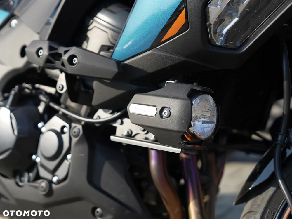 Kawasaki Versys 1100 S - 9