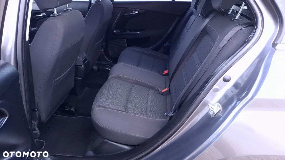 Fiat Tipo 1.4 T-Jet 16v Easy - 16