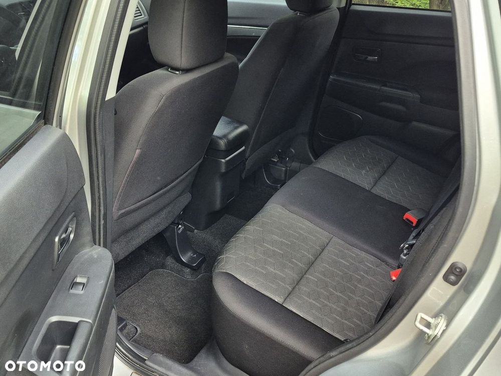 Mitsubishi ASX 2.0 4WD CVT Plus - 10