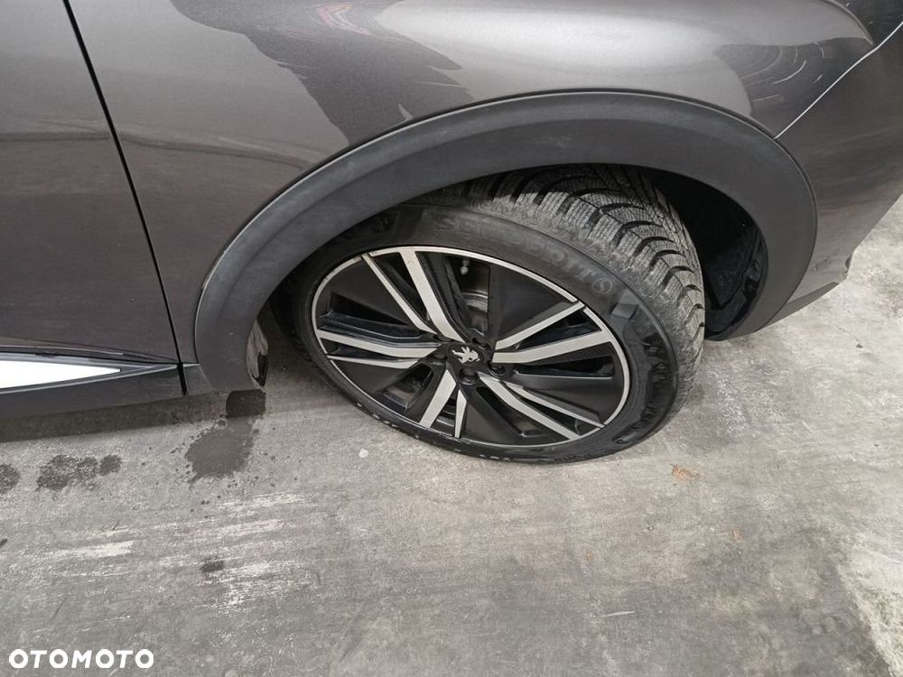 Peugeot 3008 1.5 BlueHDi GT S&S EAT8 - 31