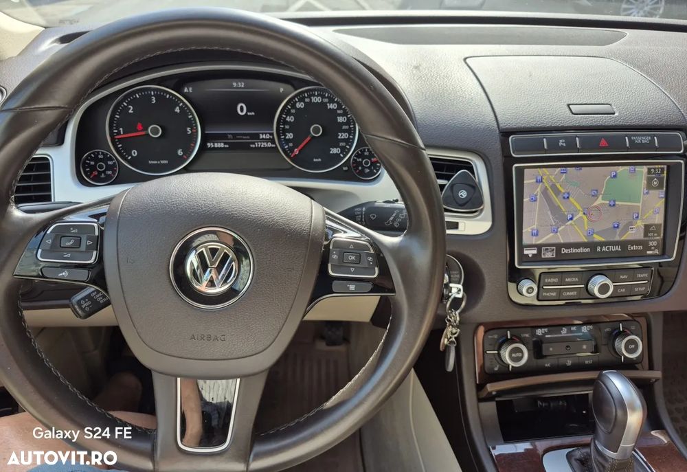 Volkswagen Touareg V6 TDI BMT Supreme Plus - 29