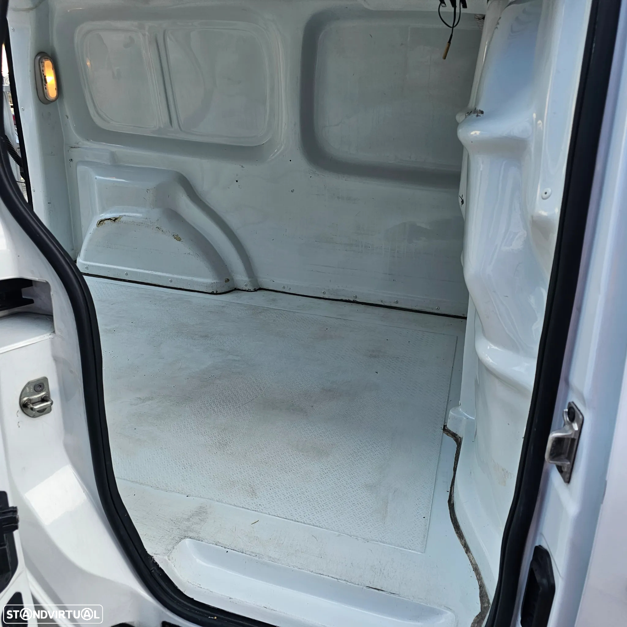 Renault kangoo frigorífica maxi Longa - 13