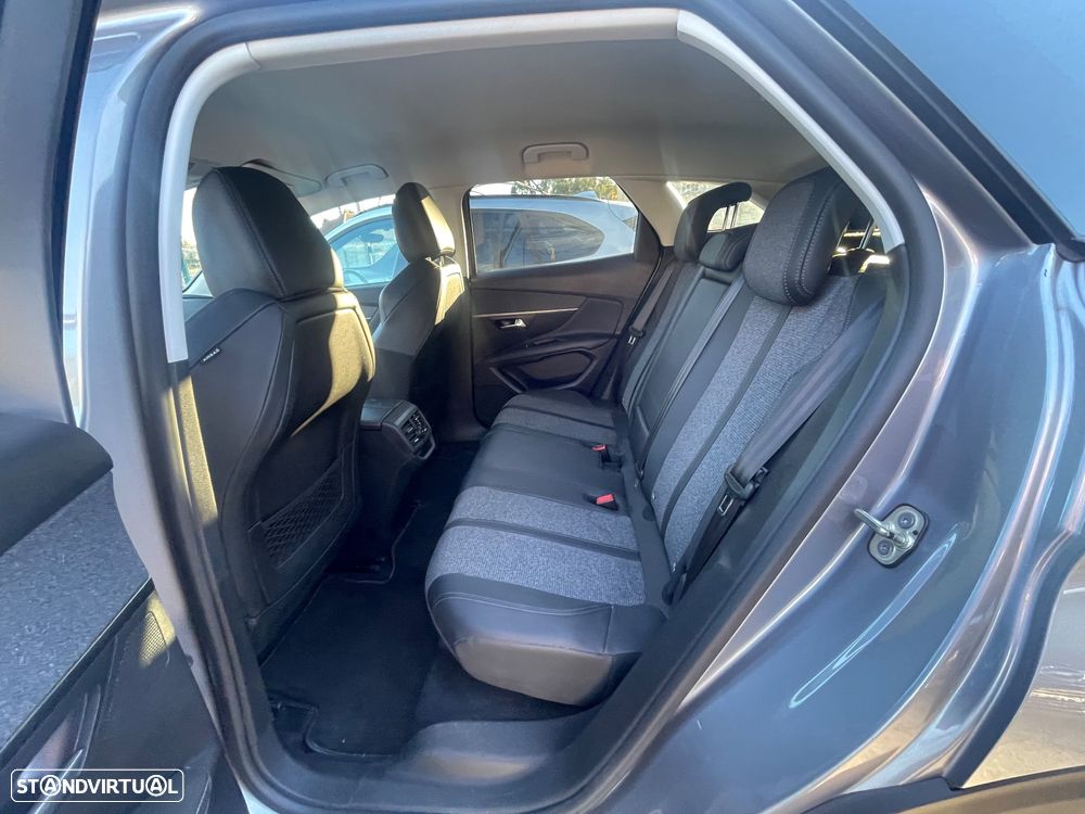 Peugeot 3008 BlueHDi 130 Stop & Start Allure Pack - 11
