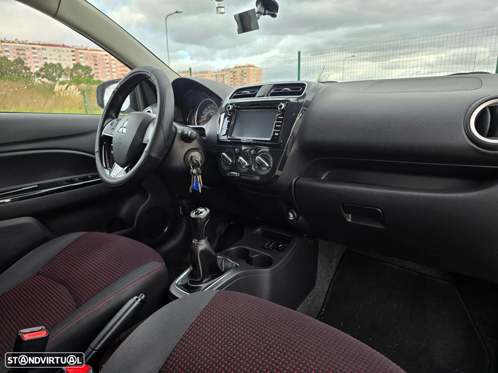 Mitsubishi Space Star 1.2 Intense Connect Edition - 13