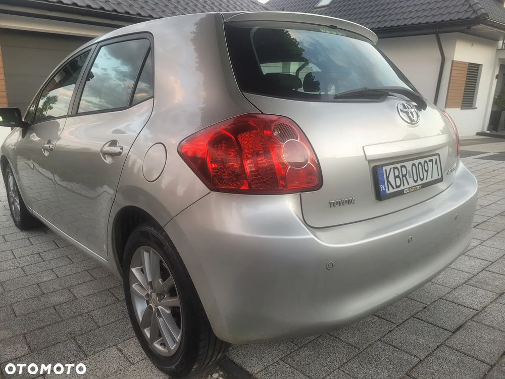 Toyota Auris - 5