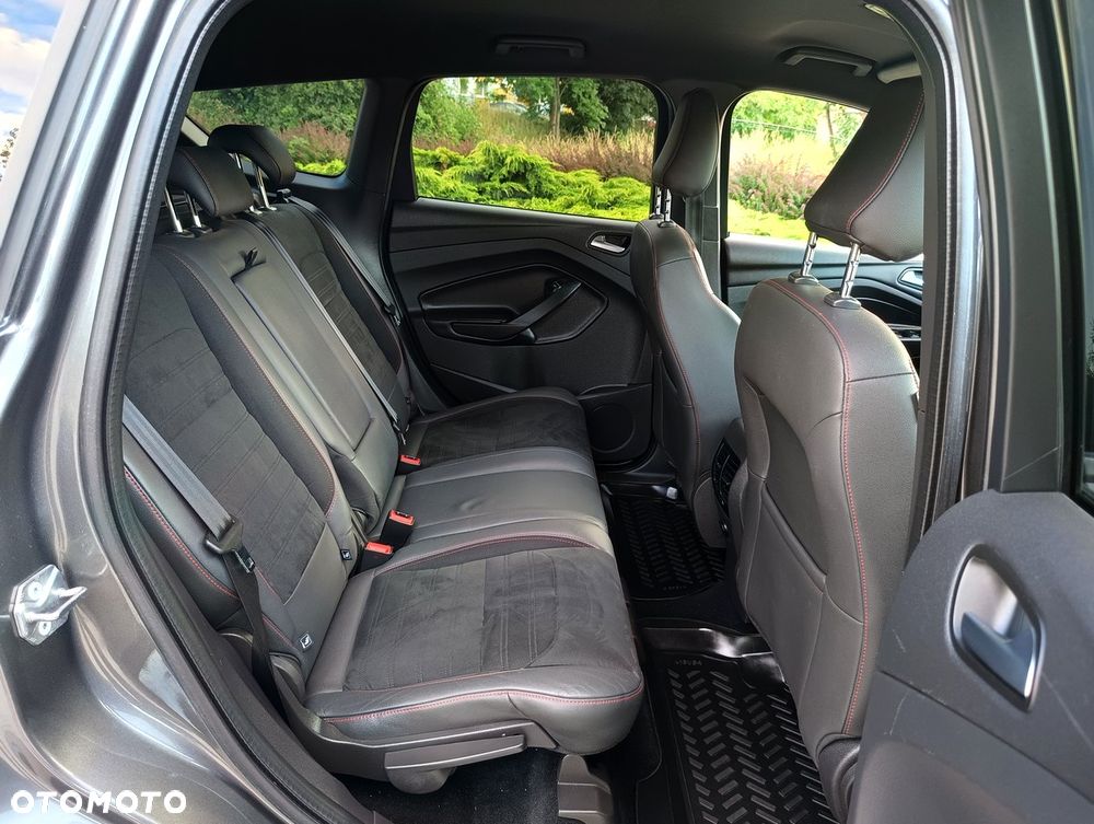 Ford Kuga 1.5 EcoBoost 4x4 ST-Line - 27