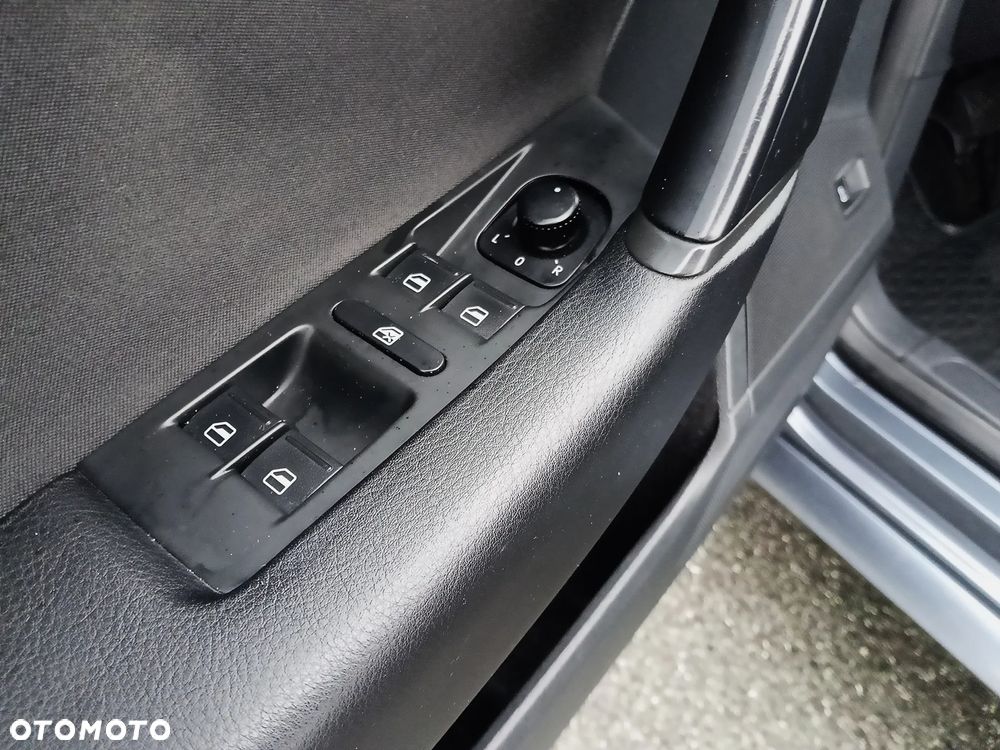 Volkswagen Passat 2.0 TDI Highline DSG - 16