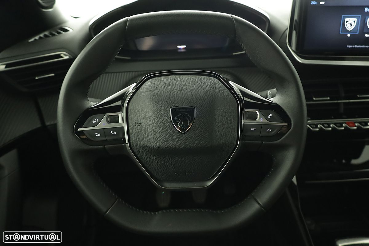 Peugeot 2008 1.2 PureTech Allure - 15