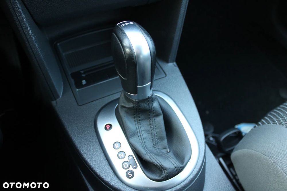 Volkswagen Touran 1.6 TDI DPF DSG Comfortline - 36