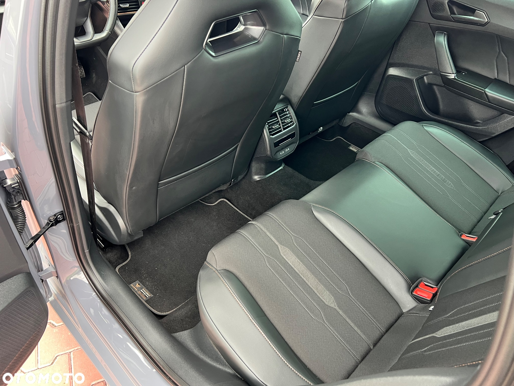 Cupra Leon 1.5 eTSI DSG - 19