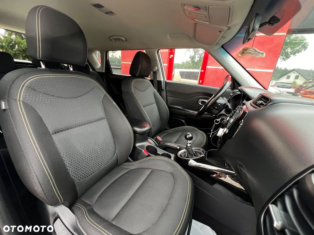 Kia Soul 1.6 CRDI Attract - 31