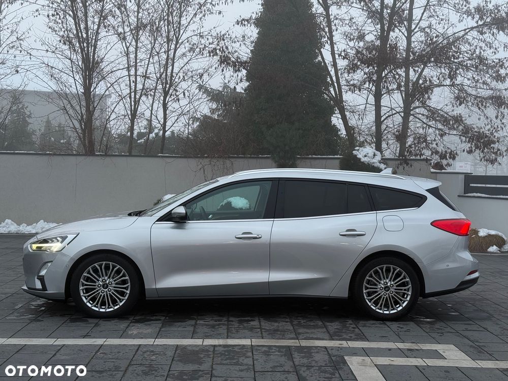 Ford Focus 2.0 EcoBlue Start-Stopp-System TITANIUM - 17