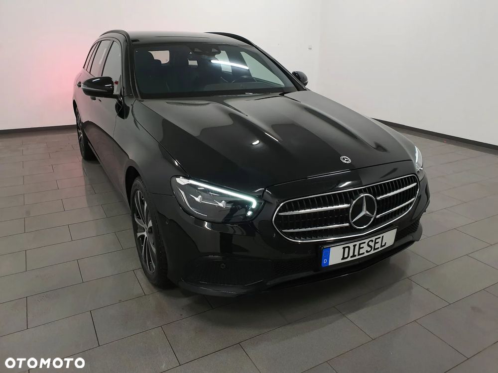 Mercedes-Benz Klasa E 300 de 4Matic 9G-TRONIC AMG Line - 38