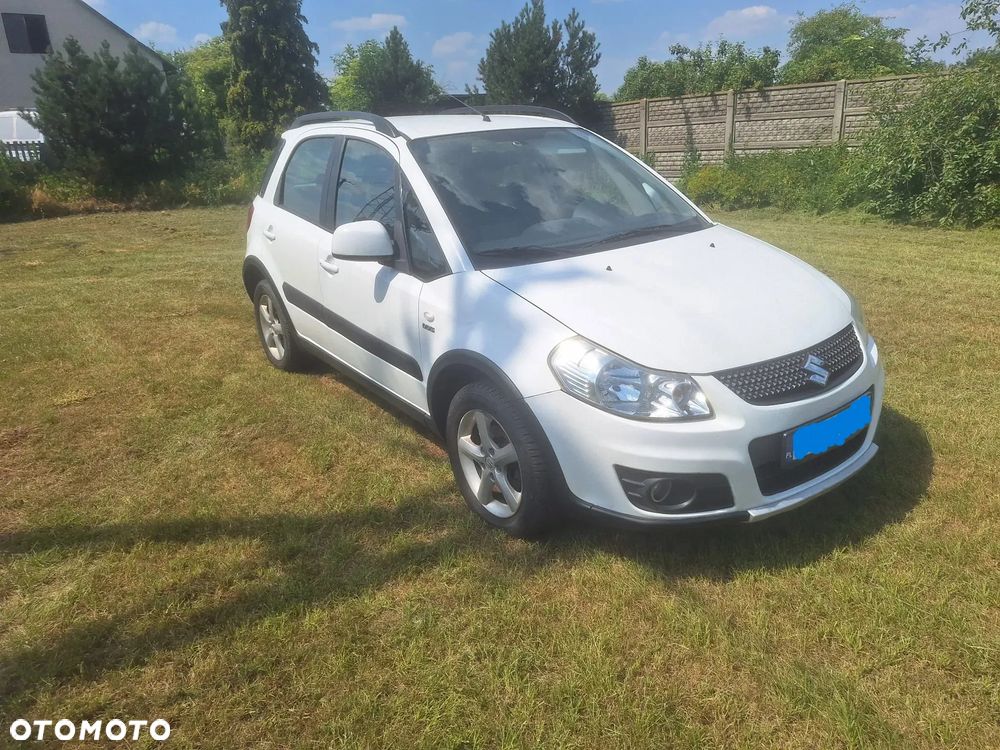 Suzuki SX4 2.0 DDiS Comfort 4WD - 2