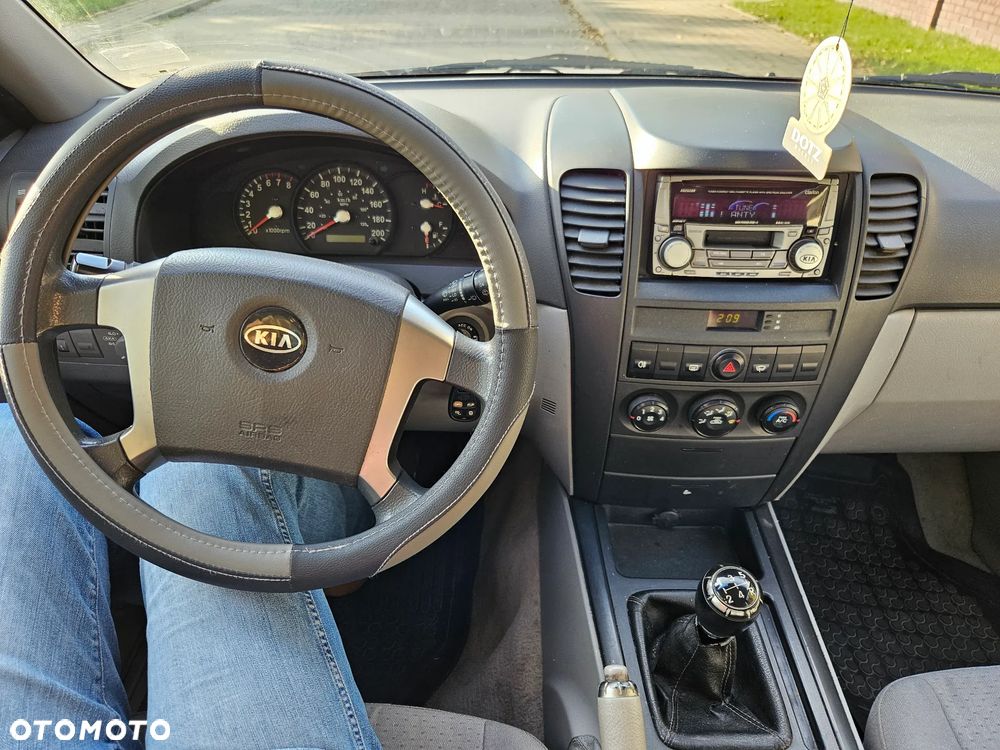 Kia Sorento 2.4 LX - 12