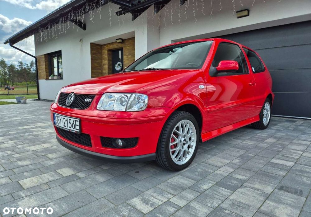 Volkswagen Polo - 2