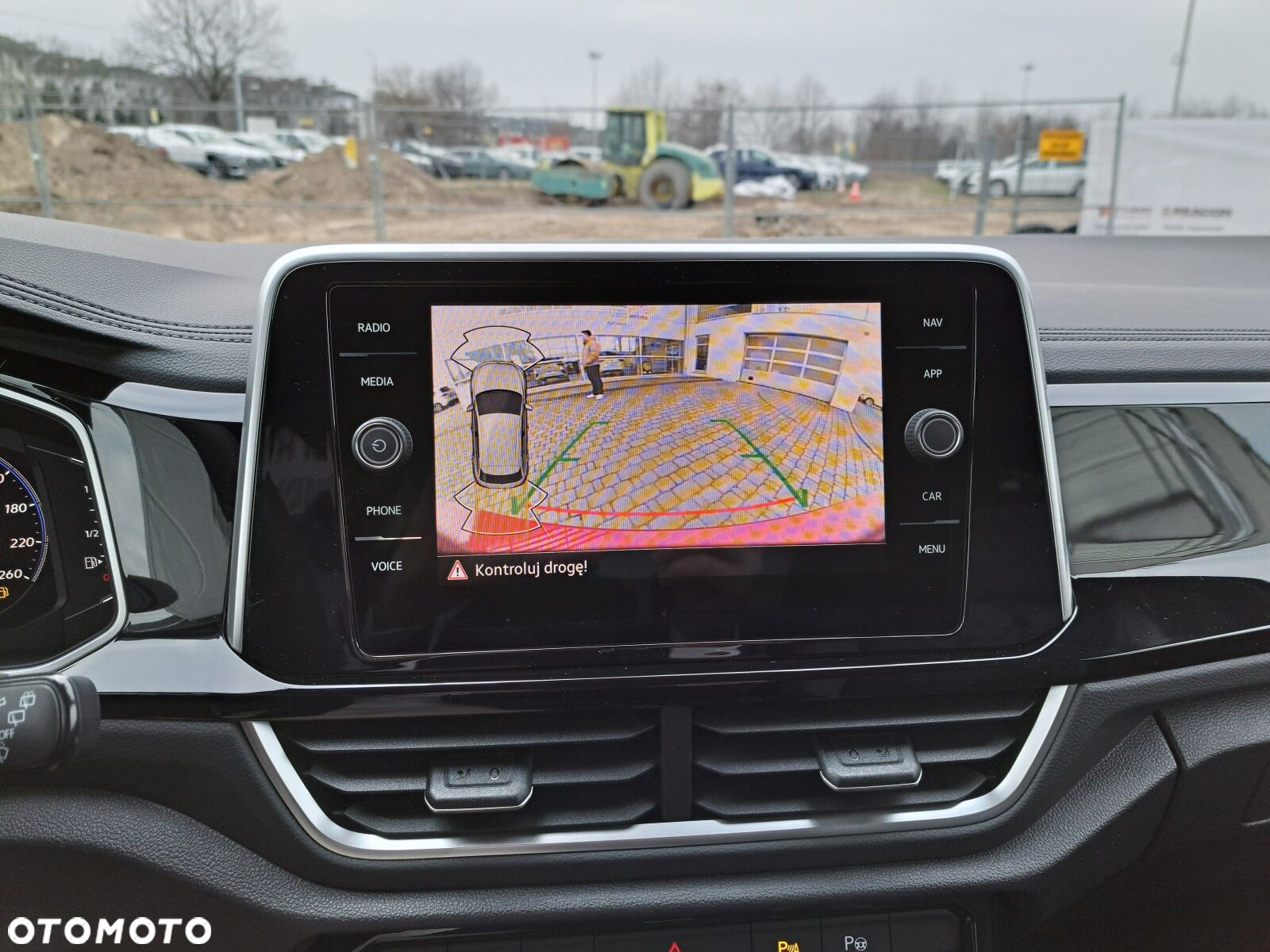 Volkswagen T-Roc 1.5 TSI R-Line DSG - 31