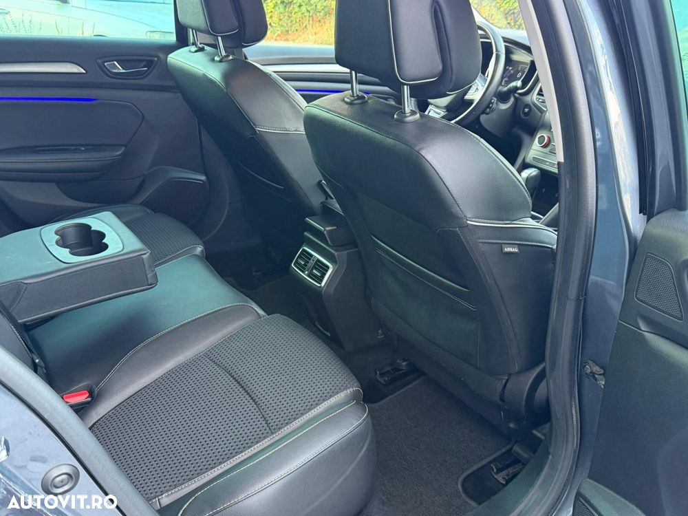 Renault Megane ENERGY TCe 140 EDC BOSE EDITION - 23