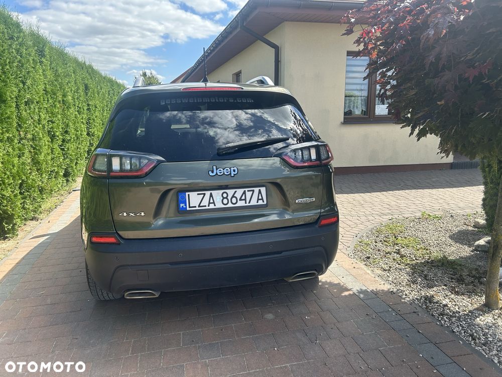 Jeep Cherokee - 5