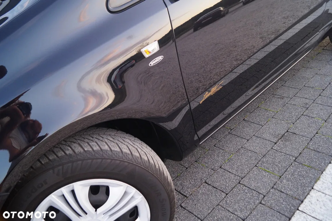 Opel Corsa 1.2 Essentia - 31