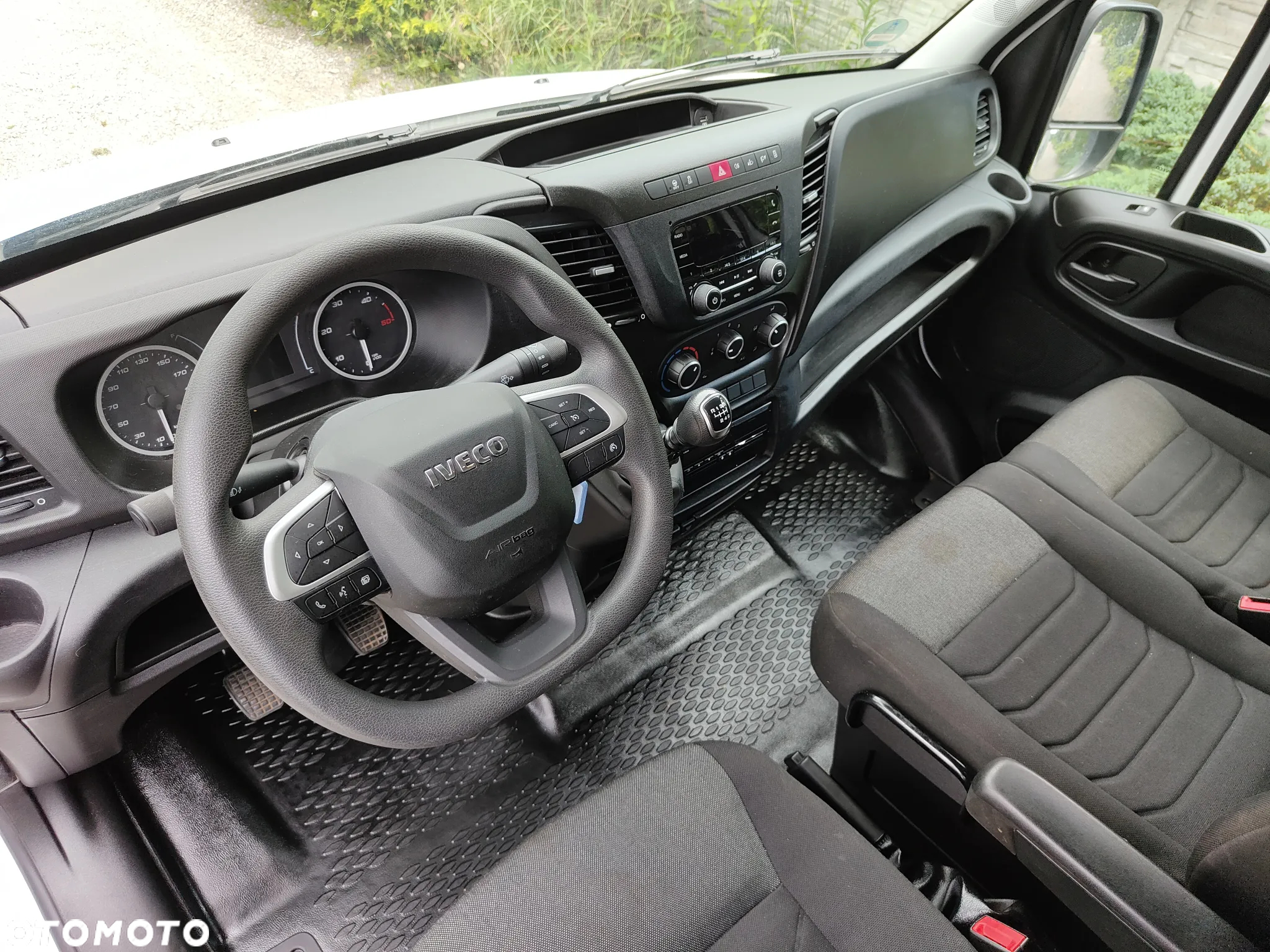 Iveco Daily 35S16 3.0 Diesel 160KM  Klima Tempomat - 24