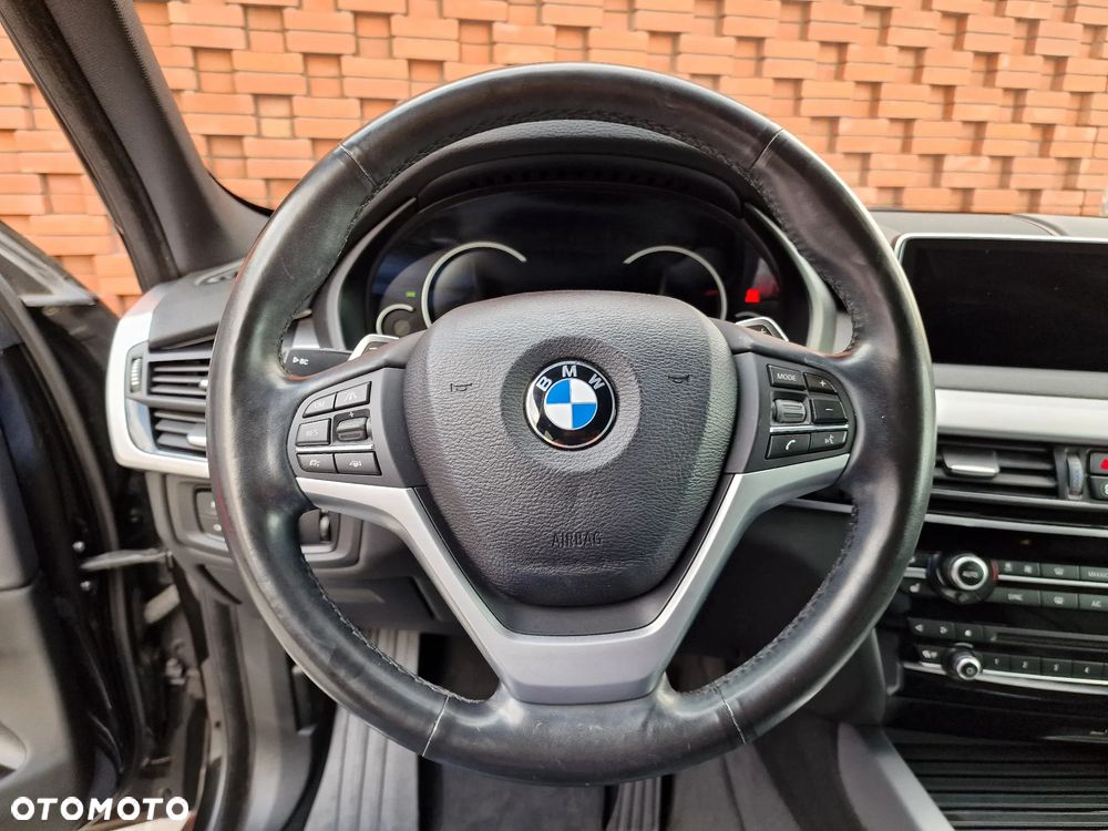 BMW X5 xDrive25d - 11