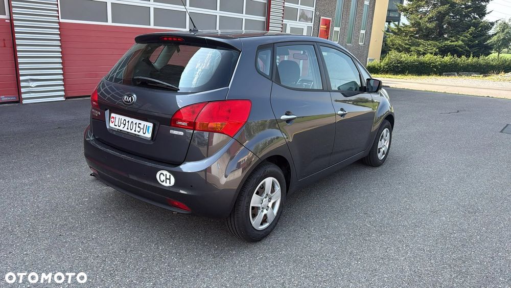 Kia Venga 1.6 CVVT Spirit - 33