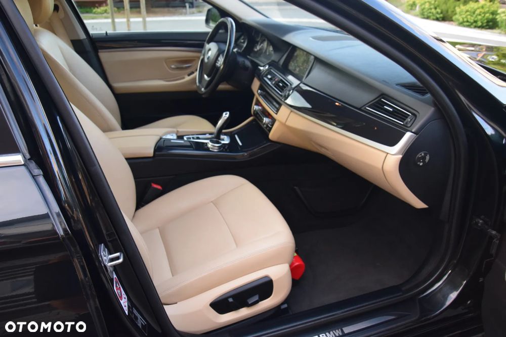 BMW Seria 5 520d Efficient Dynamics Luxury Line - 26