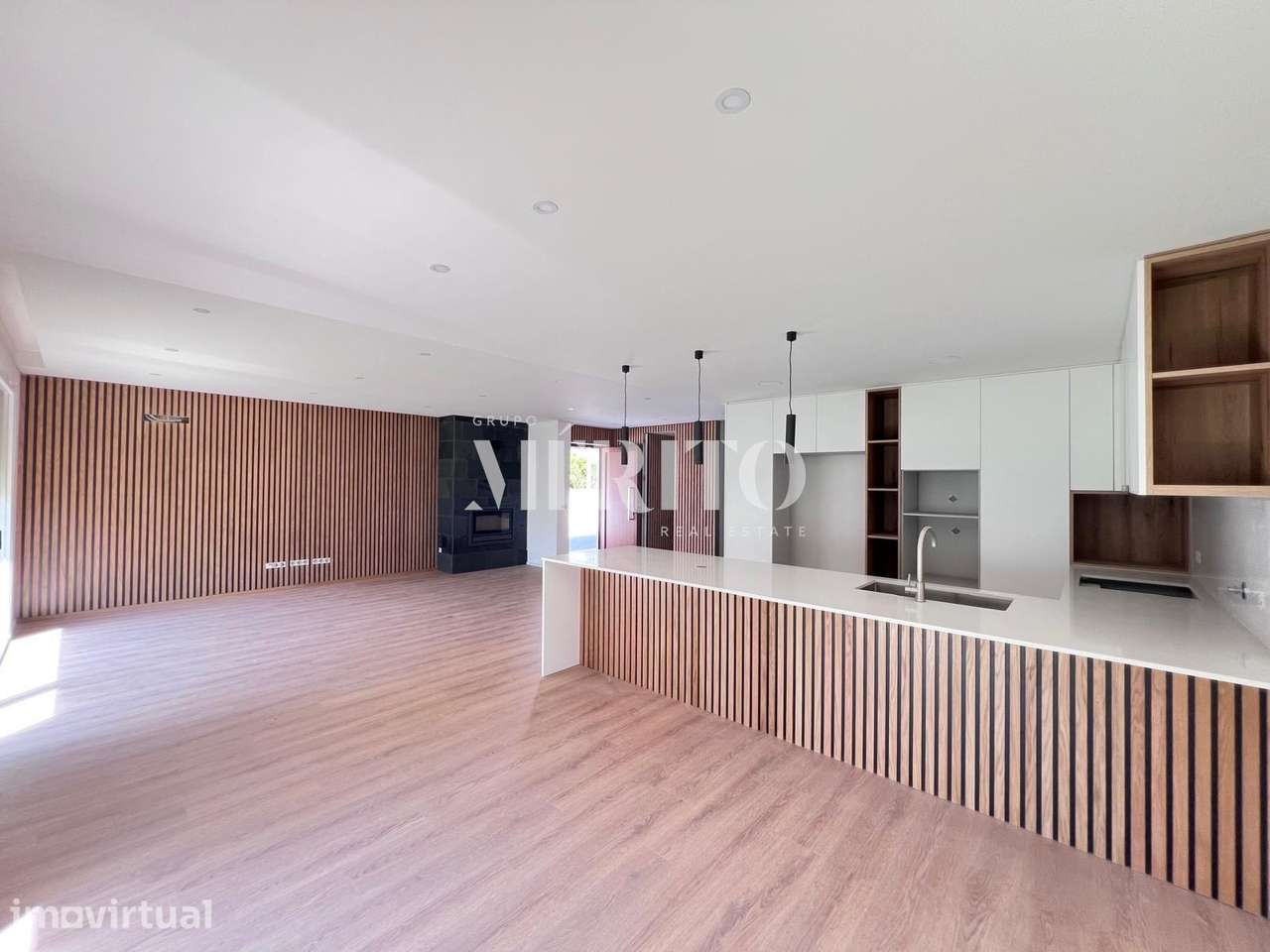 Moradia Geminada T4 com duas Suites - Grande imagem: 3/24