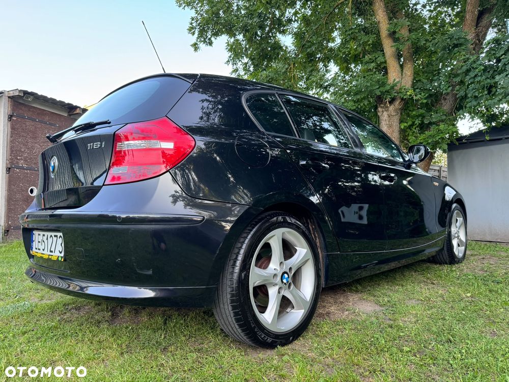 BMW Seria 1 116i - 14