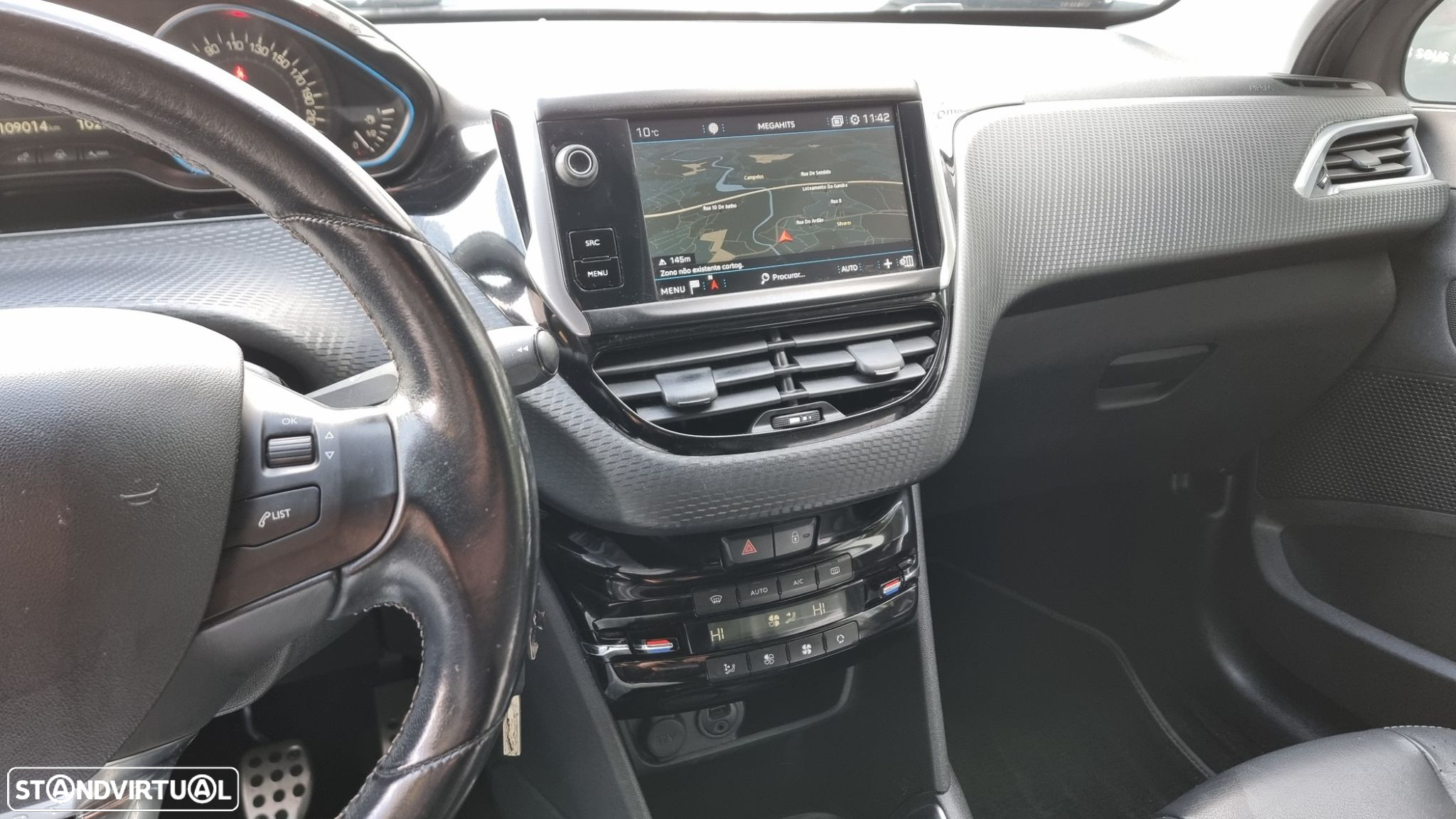 Peugeot 208 1.2 PureTech GT Line - 22