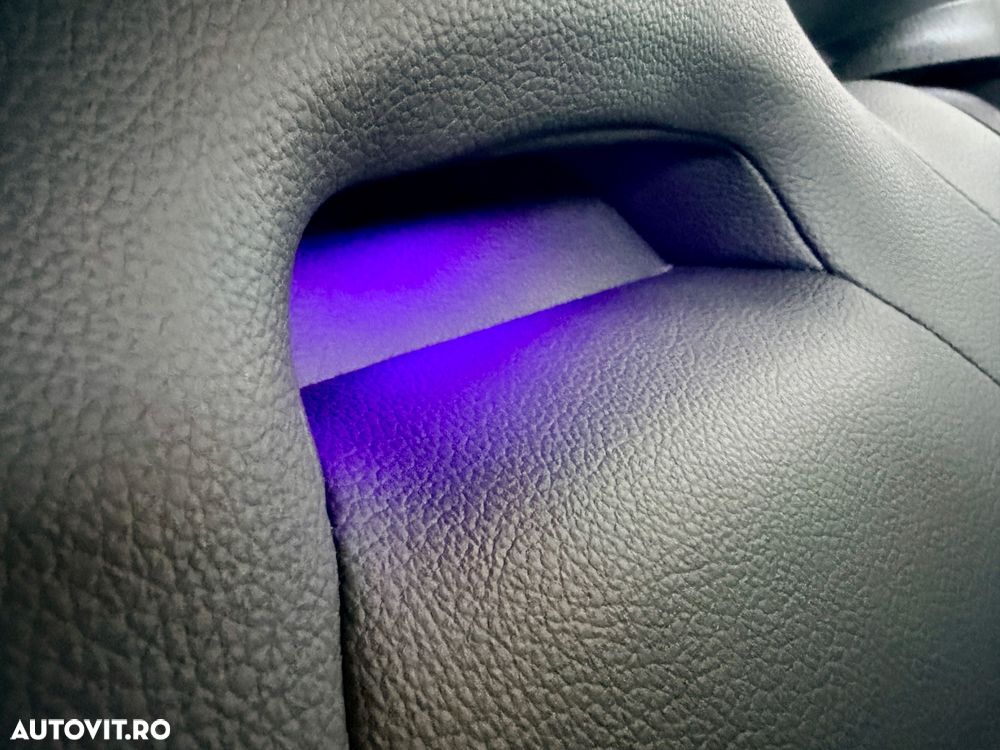 Mercedes-Benz CLA - 13