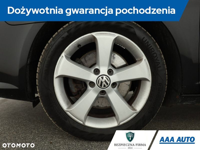 Volkswagen Passat CC - 21