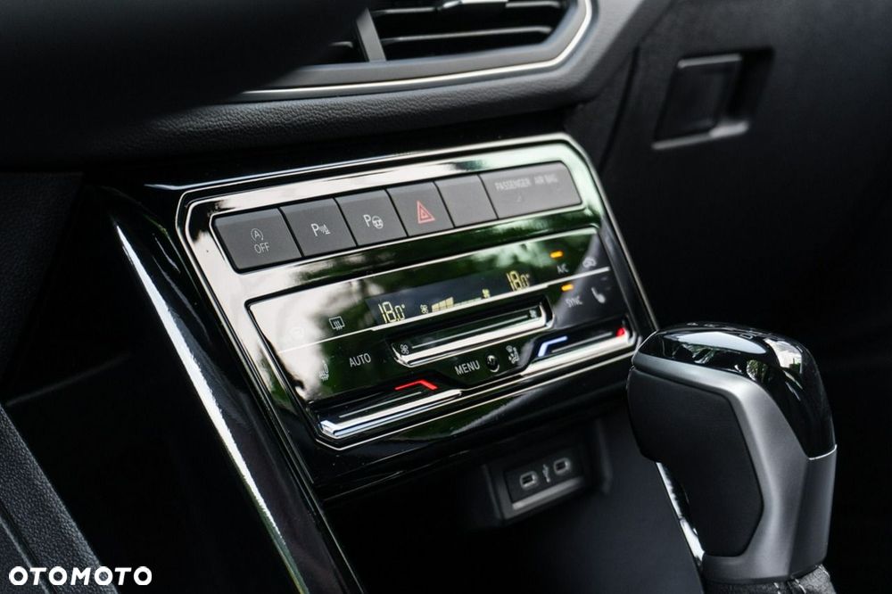 Volkswagen T-Cross - 14