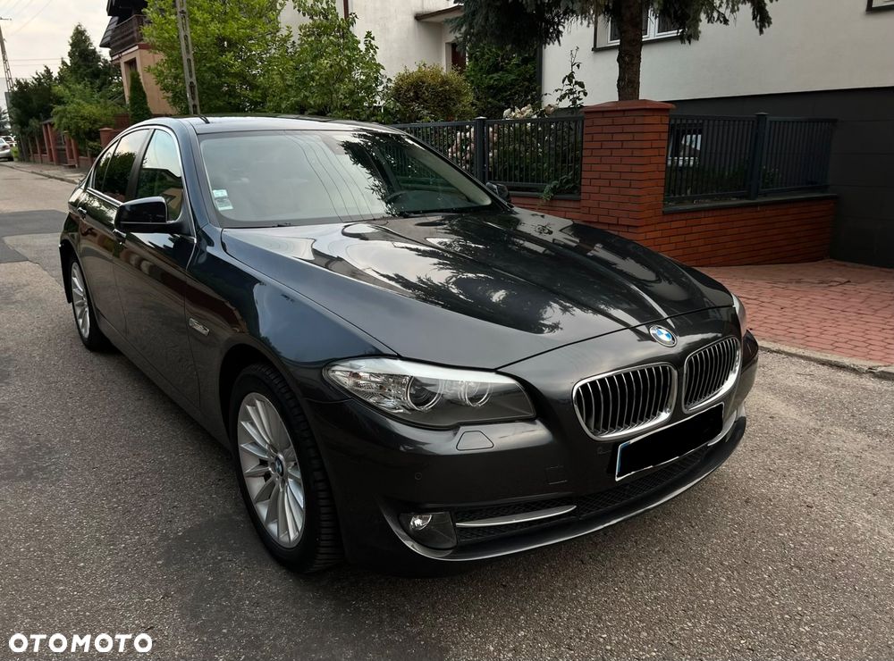 BMW Seria 5 520d Luxury Line - 4