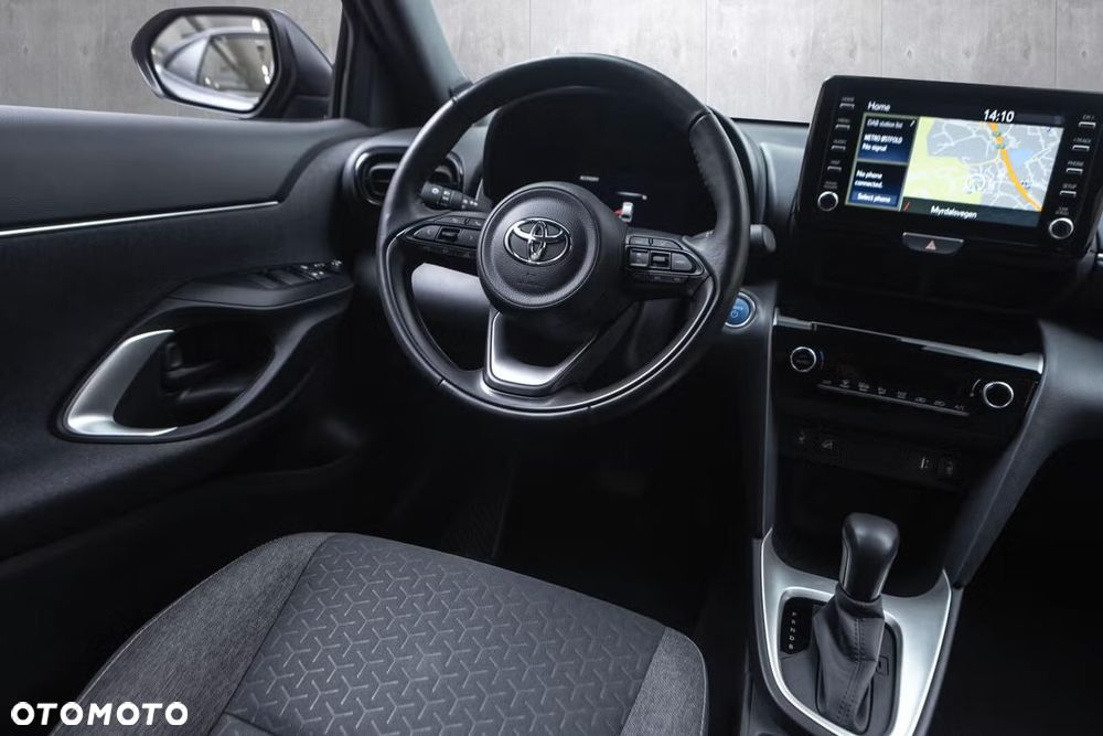Toyota Yaris Cross Hybrid 1.5 Style AWD - 19