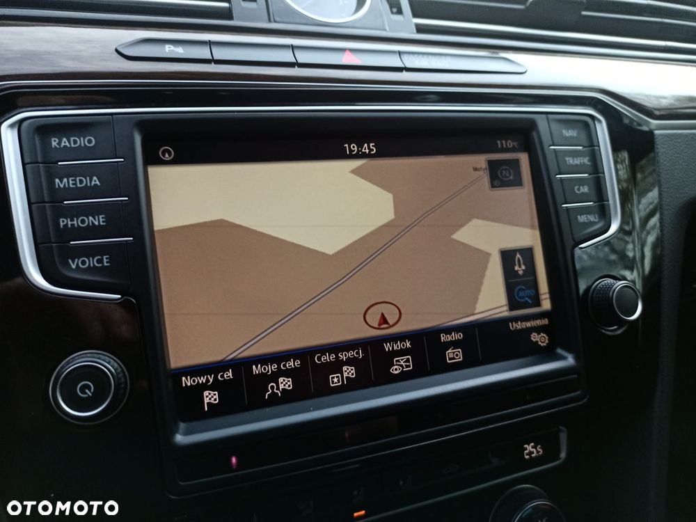 Volkswagen Passat 2.0 TDI BMT Highline DSG7 - 24