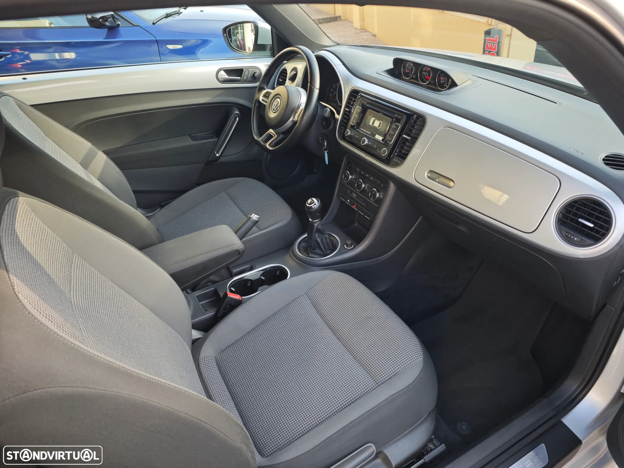 VW New Beetle 1.6 TDi Design - 19