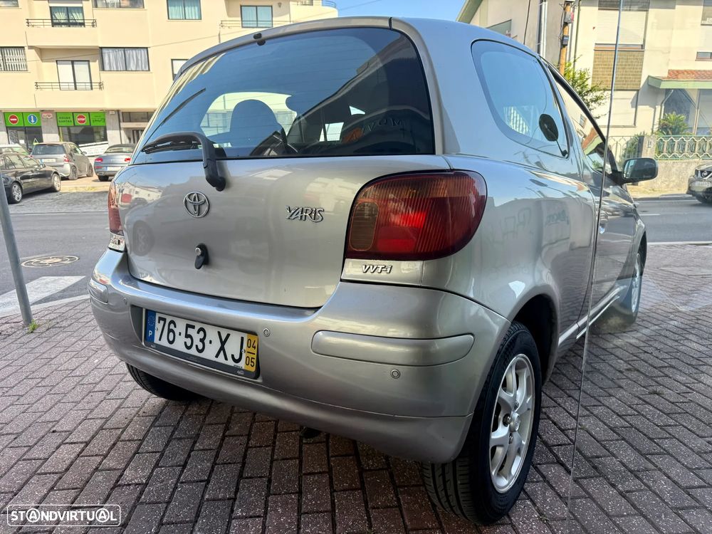 Toyota Yaris 1.0 Sol MMT AC - 3