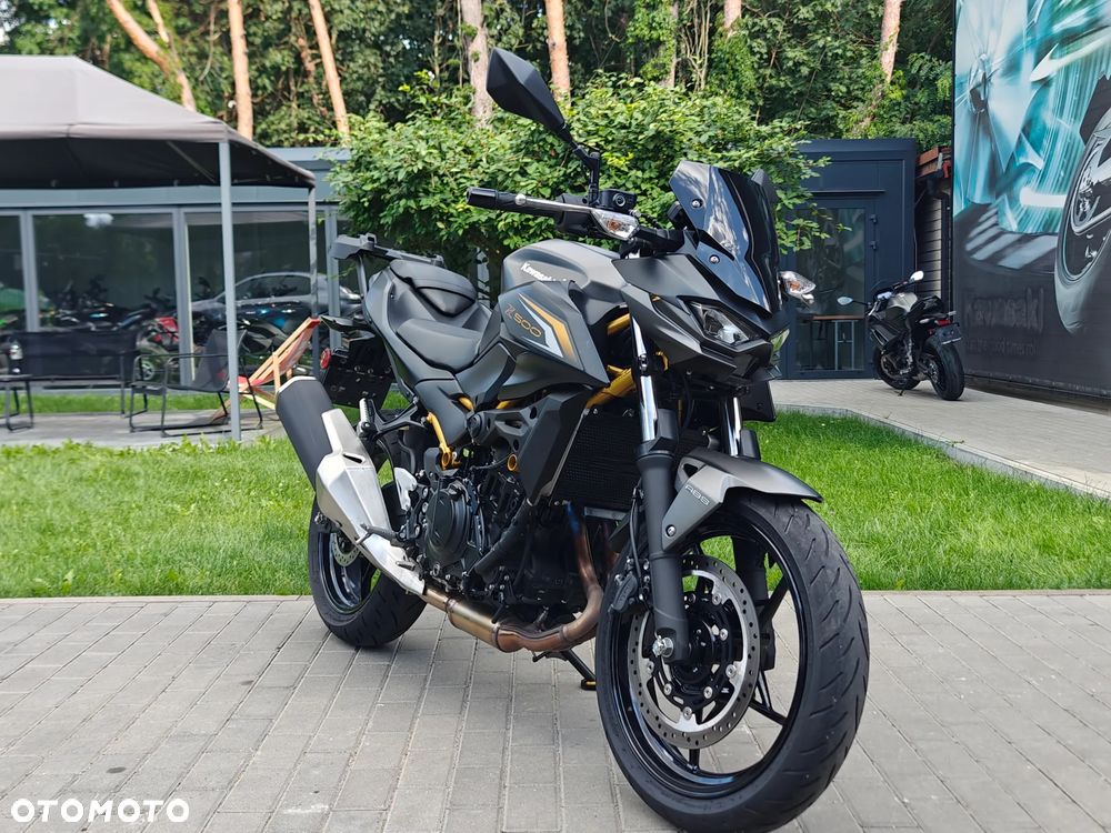 Kawasaki Z - 5