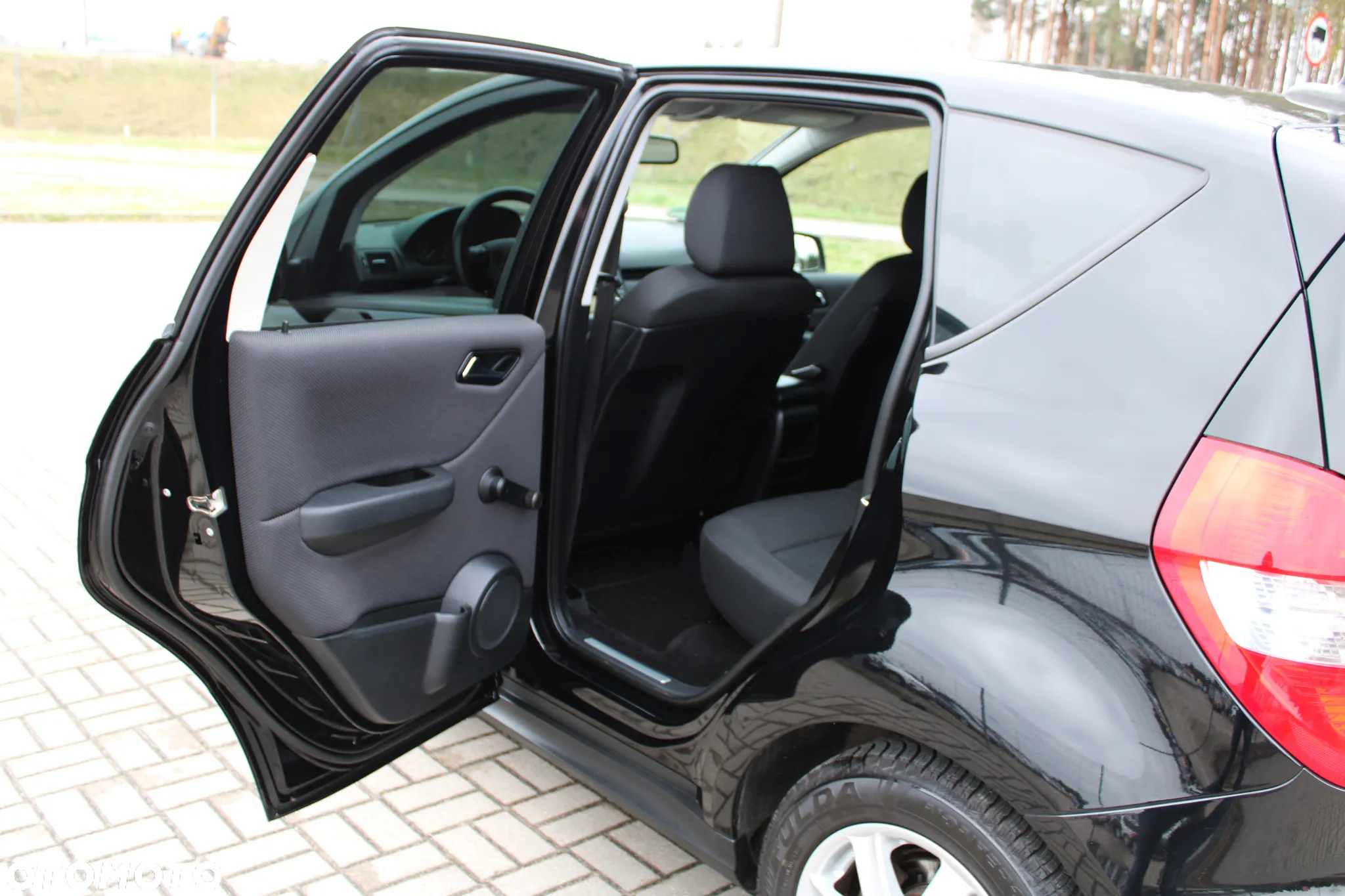 Mercedes-Benz Klasa A 170 BlueEfficiency - 26