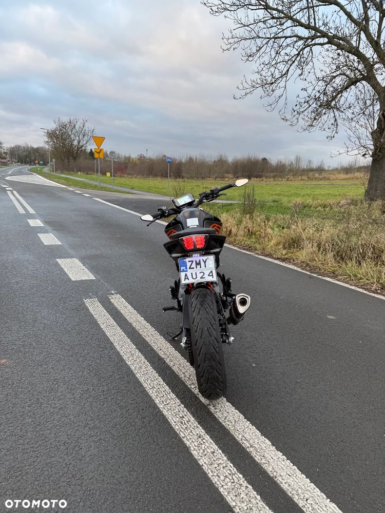 KTM Duke - 4